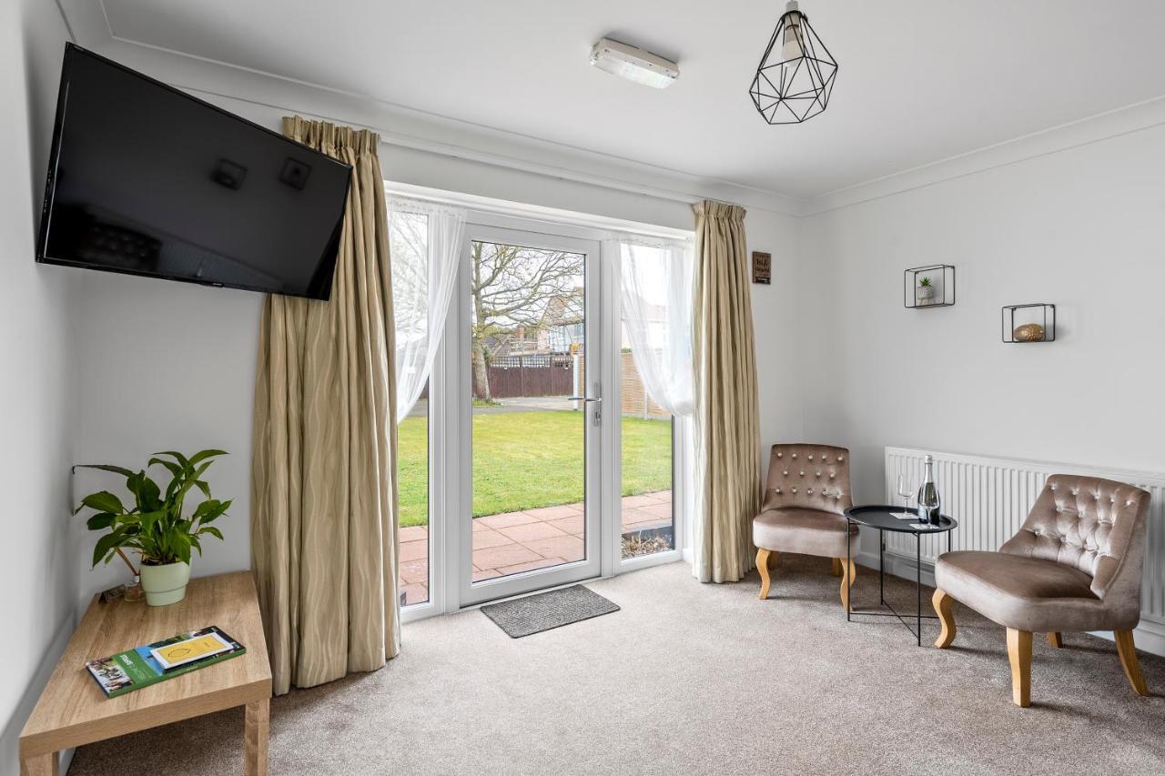 Number 6 - Lytton Tree Lodge, Reydon, Southwold Exterior foto